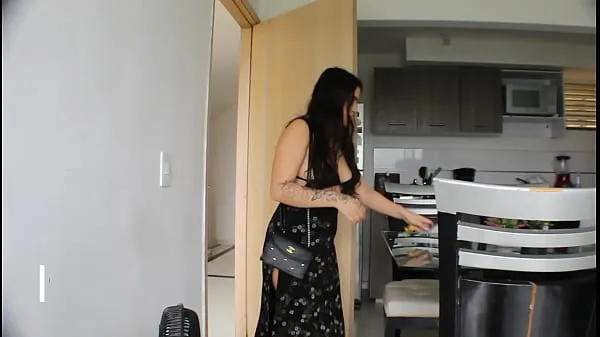 Nové videá o I FUCK MY STEPSISTER AFTER HER BOSS MAKES HER HORNY energii