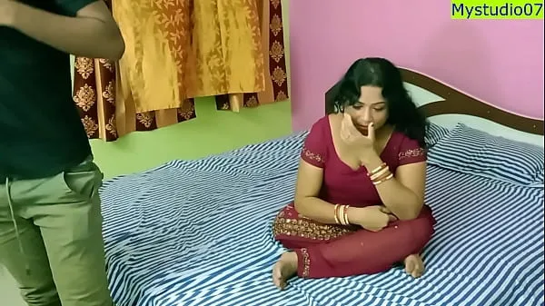New Indian Hot xxx bhabhi having sex with small penis boy! She is not happy energi videoer