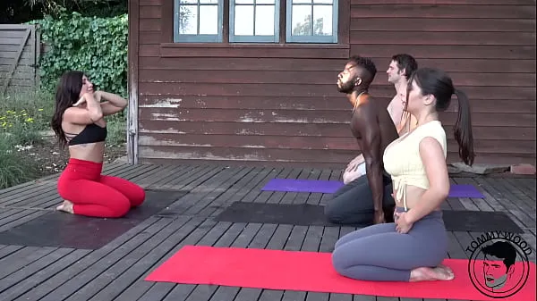 Video energi BBC Yoga Foursome Real Couple Swap baru