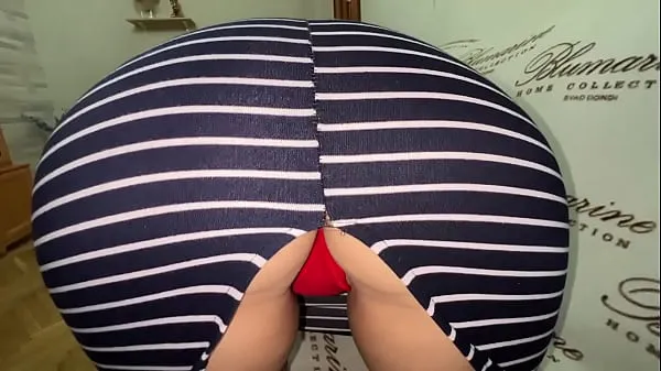 Video tenaga Big tight ass of an old MILF begs for anal sex herself baharu