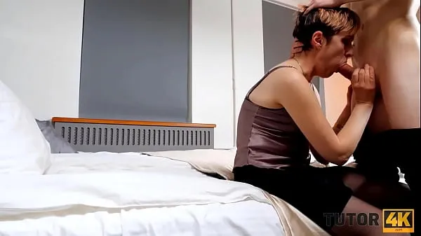 نئی TUTOR4K. Student hides literature tutors glasses to have sex with her توانائی کی ویڈیوز