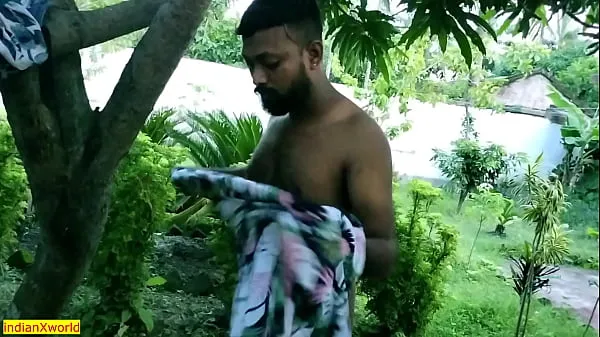 새로운 Desi Bengali outdoor sex! with clear Bangla audio 에너지 동영상