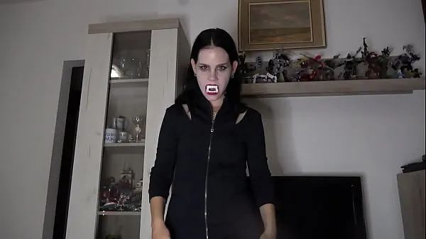 Video tenaga Halloween Horror Porn Movie - Vampire Anna and Oral Creampie Orgy with 3 Guys baharu