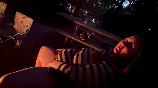 새로운 Nikki Boxer masturbating 에너지 동영상