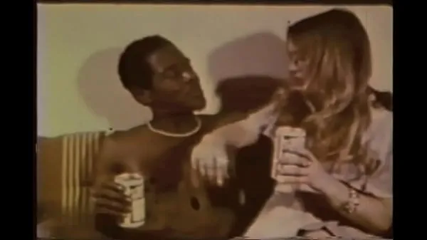 Nieuwe Vintage Pornostalgia, The Sinful Of The Seventies, Interracial Threesome energievideo's