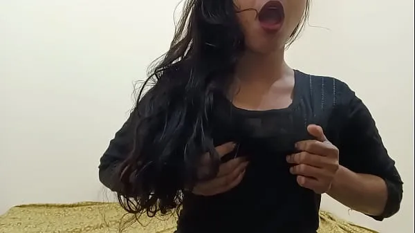 Nieuwe Young Indian Desi fingering in pussy energievideo's