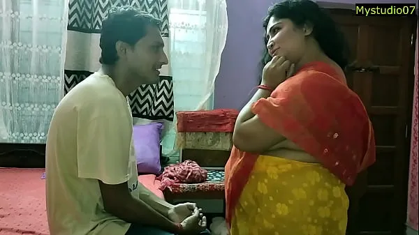 New Indian Hot Bhabhi XXX sex with Innocent Boy! With Clear Audio energi videoer