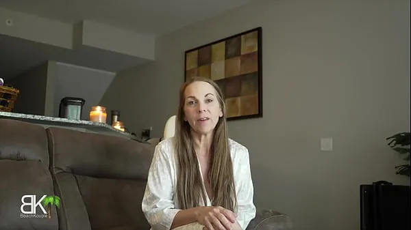 Νέα βίντεο Mommy And StepSon Share A Couch ενέργειας
