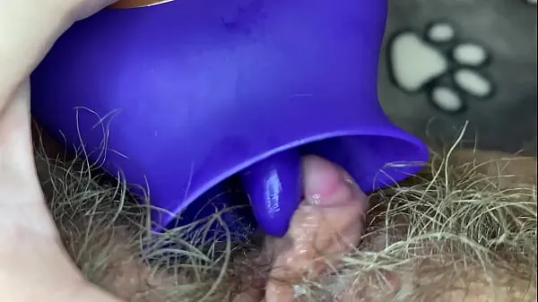 新Extreme closeup big clit licking toy orgasm hairy pussy能源视频