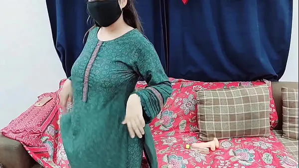 Yeni Indian Housewife Doing Dildo Masturbation enerji Videoları