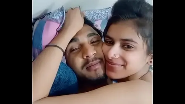 Új desi indian young couple video energia videók