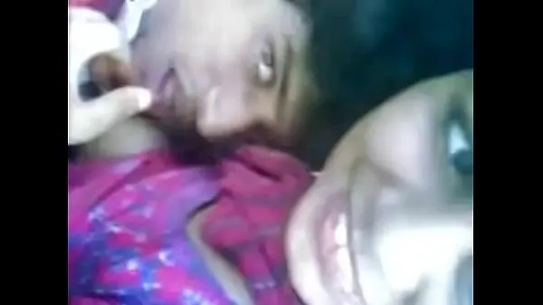 مقاطع فيديو جديدة للطاقة Bangla girl boobs sucked