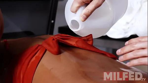 New Touching my Girlfriend's Black sMom Stuck in the Washing Machine - MILFED energy Videos