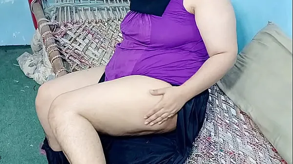 نئی big boobs woman ran out of the house to get her lover's cock but he tity fucked and fingered in her pussy توانائی کی ویڈیوز