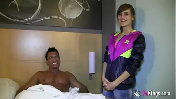 नई Ainara gets in bed with her idol Marco Banderas in her best fuck ever ऊर्जा वीडियो
