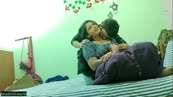 Új New Bengali Wife First Night Sex! With Clear Talking energia videók