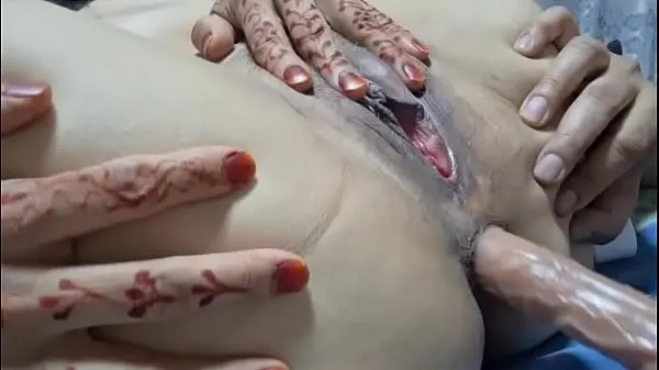 新Pakistani husband sucking and play with dildo with nasreen anal and pussy能源视频