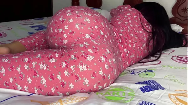 Yeni I can't stop watching my Stepdaughter's Ass in Pajamas - My Perverted Stepfather Wants to Fuck me in the Ass enerji Videoları