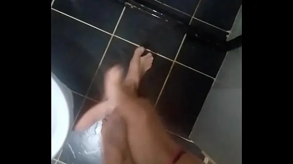 Video tenaga Jerking off in the bathroom of my house baharu