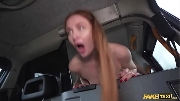 Nya Fake Taxi Redhead MILF in sexy nylons rides a big fat dick in a taxi energivideor