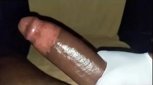 New Tysonsbigblackcock - HUGE thick black dick stroking close up about to cum! - VID-20231115-WA0003 - Jan 06, 2024 energy Videos
